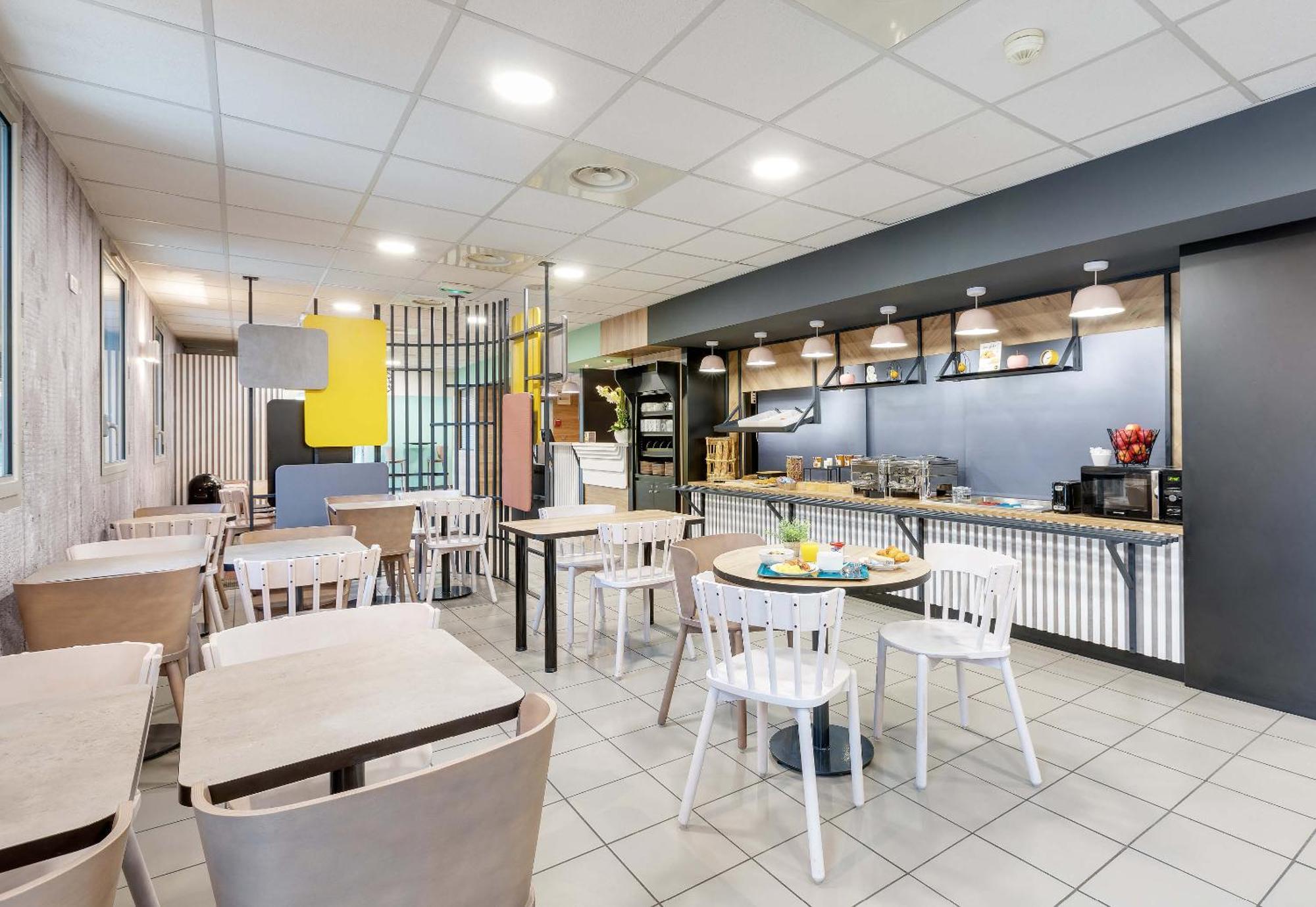 B&B Hotel Lille Centre Grand Palais Екстериор снимка