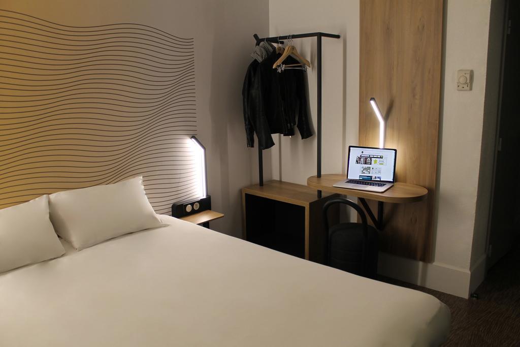 B&B Hotel Lille Centre Grand Palais Екстериор снимка